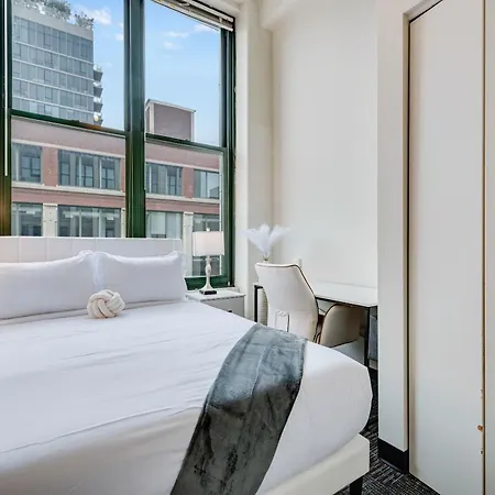 West Loop - Views With In & Out Parking 3 * Chicago