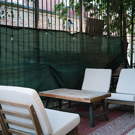 Flexhome West Town - Spacious 2br Duplex - Sleeps 8