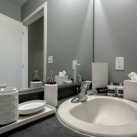 West Loop - Views With In & Out Parking 4 * Chicago