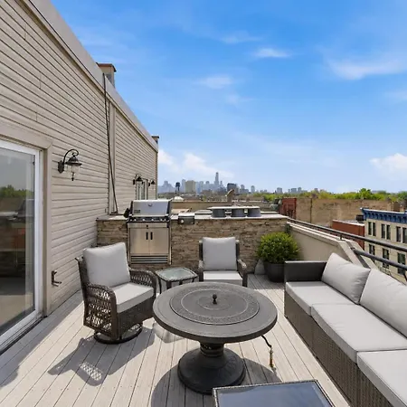 Amazing Wicker Park Penthouse With Skyline Views Holiday home