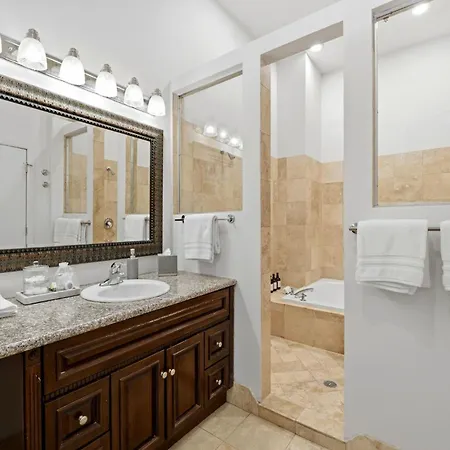 Amazing Wicker Park Penthouse With Skyline Views Holiday home