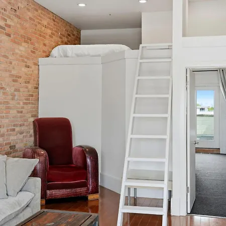 Amazing Wicker Park Penthouse With Skyline Views * Chicago