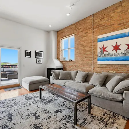 Amazing Wicker Park Penthouse With Skyline Views * Chicago