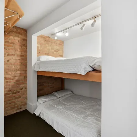 Amazing Wicker Park Penthouse With Skyline Views Chicago