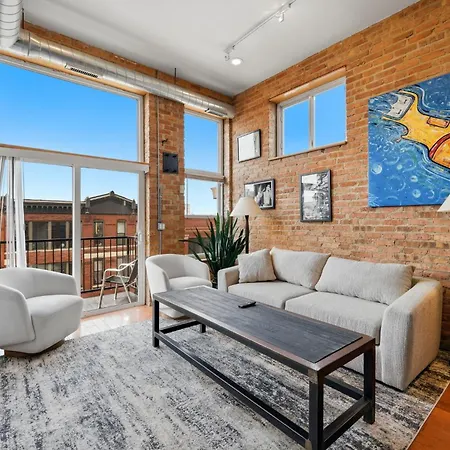 Amazing Wicker Park Penthouse With Skyline Views Holiday home Chicago
