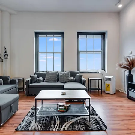 Apartment Downtown With Free In & Out Parking 3 Chicago