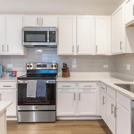 Apartment Landing Modern 2bd Clubhouse Gym *