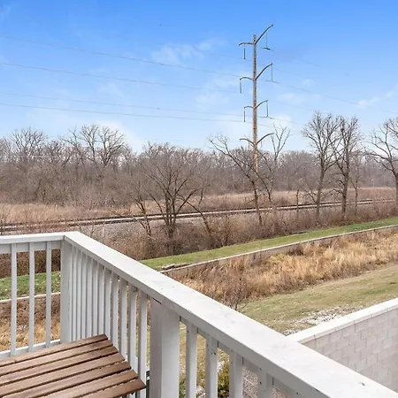 Apartment Landing Modern 2bd Clubhouse Gym Chicago