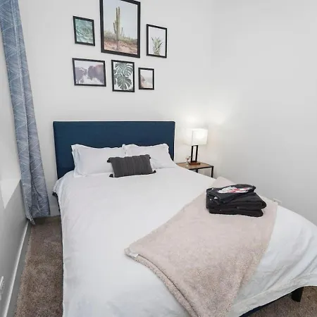 Cozy Smoke Ok 3br Near Mccormick Apartment Chicago