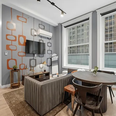 The Plymouth Chicago 4-Br Apartment In Printers Row - Free Parking, Gym & Rooftop 3* Chicago