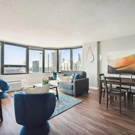 Downtown Mich Ave, Grant Park, Museums 2bd-2ba #20 Holiday home Chicago