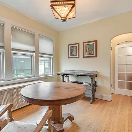 Holiday home Historic 1930s Retreat! Walk To Wicker Park *