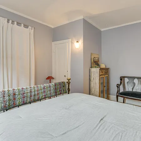 Holiday home Historic 1930s Retreat! Walk To Wicker Park *