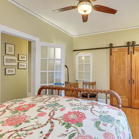 Historic 1930s Retreat! Walk To Wicker Park Chicago