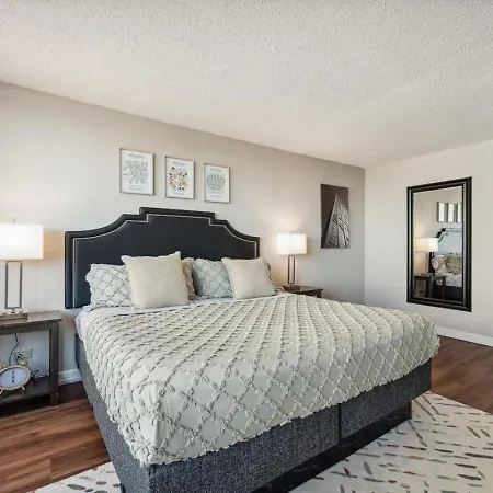 Downtown Views, Mich Ave, Museums 2bd- 2ba #10 Holiday home *