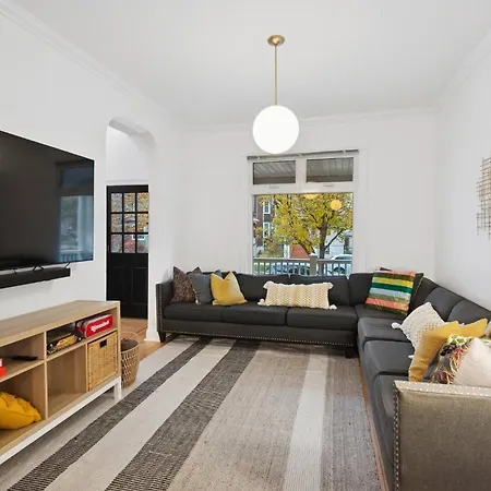 Giant 5br, Pool Table, 15 Min To Cubs & Mag Mile