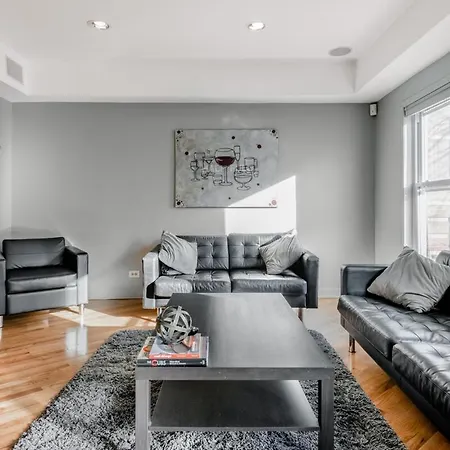 Stunning Home, Epic Game Room, Prime Location
