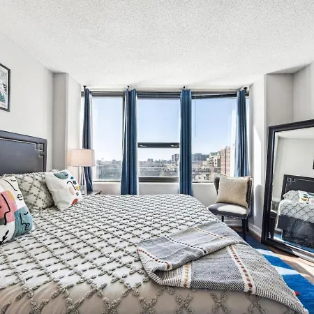 Holiday home Mich Ave Downtown Grant Park, Museums 2bd-2ba #5 *