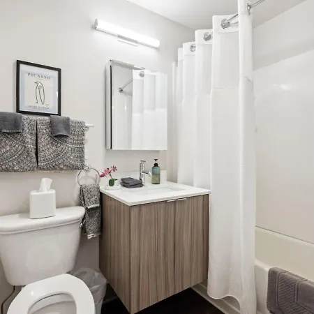 Holiday home Downtown Penthouse - Mich Ave 2bd Gym And Views #12 Chicago