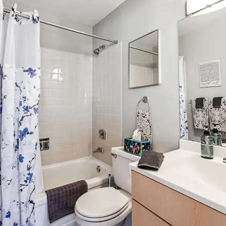 Holiday home Mich Ave Downtown Grant Park, Museums 2bd-2ba #5 Chicago