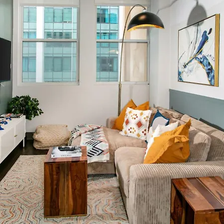 Cozy Downtown Mich Ave Gym And Rooftop #7 Holiday home Chicago