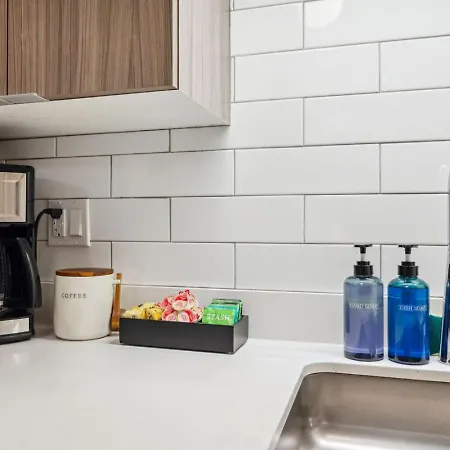Holiday home Downtown Penthouse - Mich Ave 2bd Gym And Views #12 *