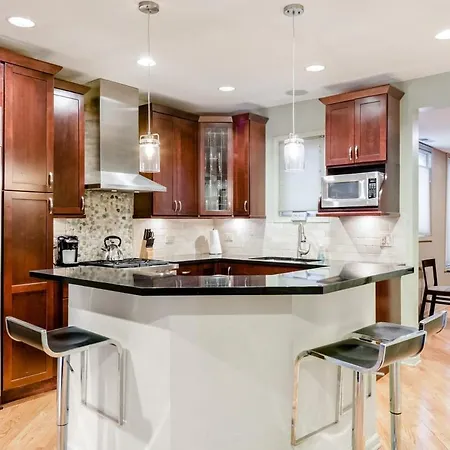 Villa Stunning Home, Epic Game Room, Prime Location