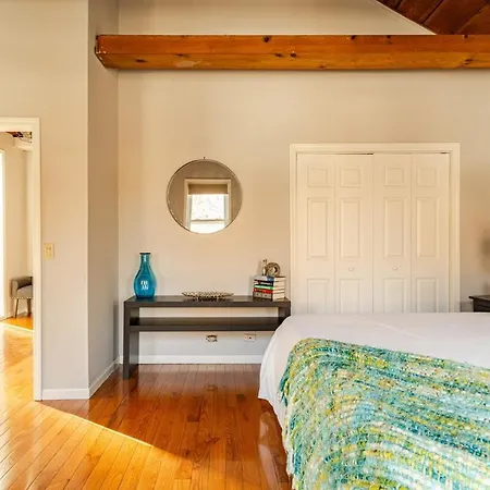 Stunning Home, Epic Game Room, Prime Location *