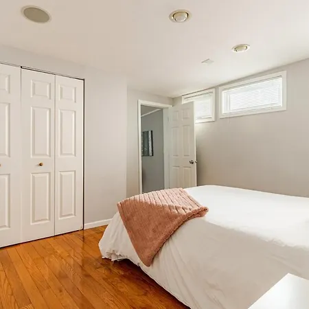 Stunning Home, Epic Game Room, Prime Location