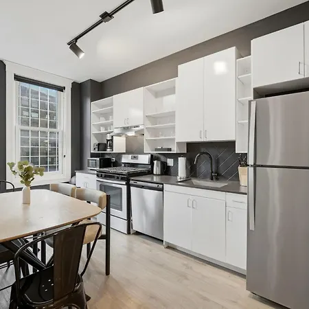 The Plymouth Chicago 4-Br Apartment In Printers Row - Free Parking, Gym & Rooftop Chicago