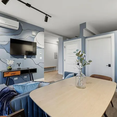 The Plymouth 3bd Aparthotel Chicago