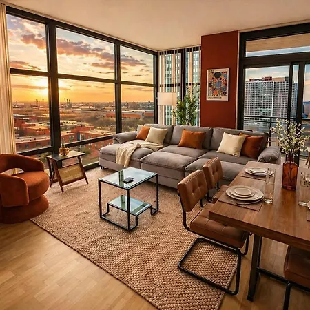 Grant Park 2br With Balcony Skyline View & Gym In Downtown Chicago