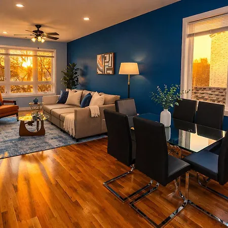 Apartment 3br Oasis Near Downtown & United Center Chicago