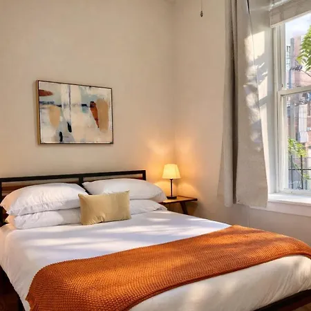 Apartment Flexhome West Town - Spacious 2br Duplex - Sleeps 8