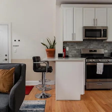 Apartment Flexhome East Village - Modern 2br - Quiet Street Chicago