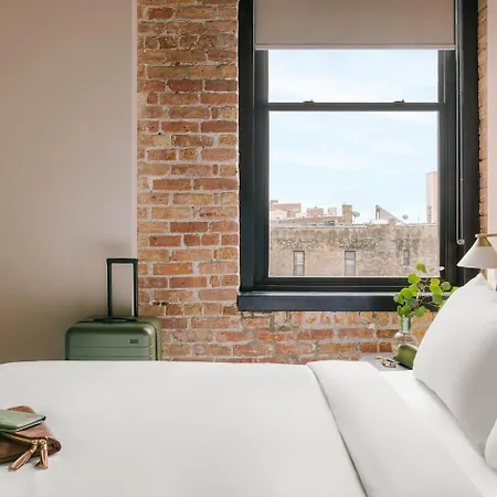 Apartment Livn West Loop 2 Bedroom View *