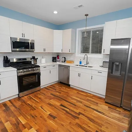 Modern 3br Retreat Near United Center & West Loop Apartment *