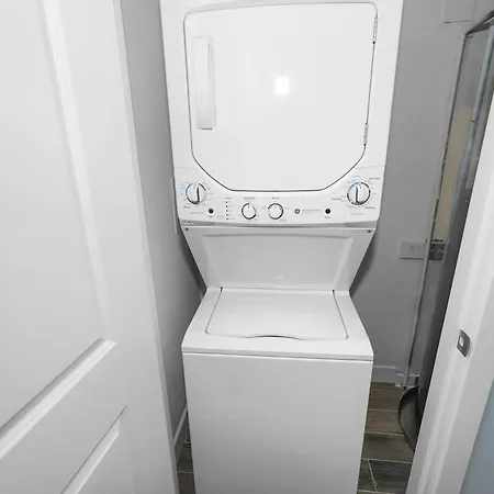 Modern 3br Retreat Near United Center & West Loop Apartment *