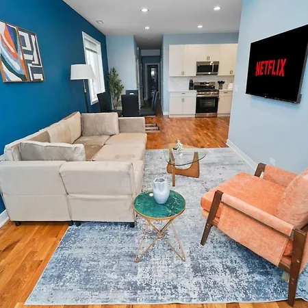 3br Oasis Near Downtown & United Center *