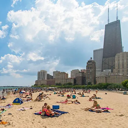 Gold Coast Mag Mile Location #1 Apartment