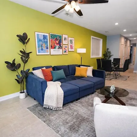 Spacious 3br Near United Center & Medical District * Chicago