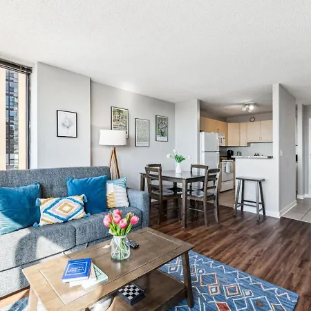 Apartment Mich Ave, Downtown, Grant Park 2bd-2ba #23 Chicago