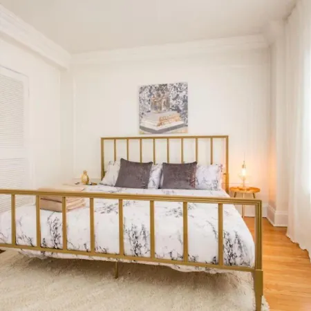 Downtown Magnificent Mile Sleep 20 6bd-6ba Apartment *