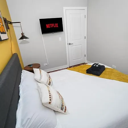 3br Oasis Near Downtown & United Center * Chicago