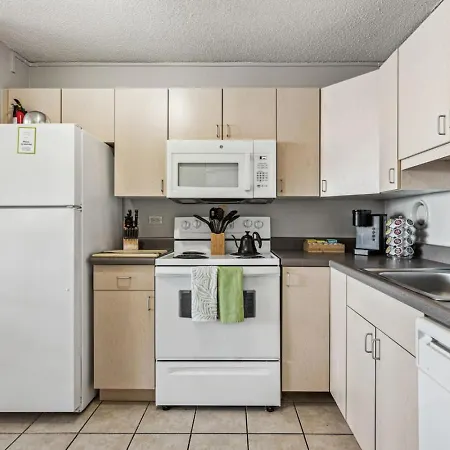 Apartment Mich Ave Downtown, Park, Museums 2bd-2ba #4 *