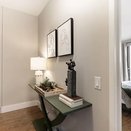 Downtown Penthouse 3bd Views Parking Gym #2 Apartment Chicago