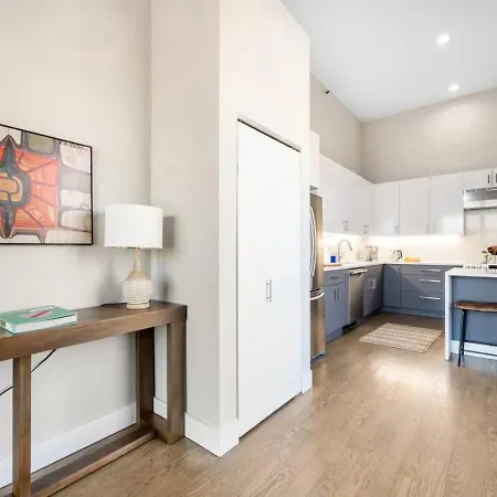 Apartment Downtown Penthouse Views Gym, Parking #1