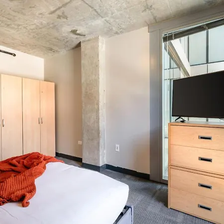 Downtown 2bd Gym Near Park Museums #4 * Chicago
