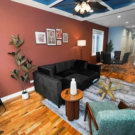 Modern 3br Retreat Near United Center & West Loop Apartment Chicago