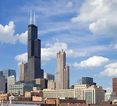 Livn West Loop Queen Superior *
